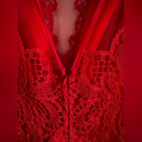 Authentic Zuhair Murad Red Silk Pleated Chiffon Gown - Picture 8 of 15